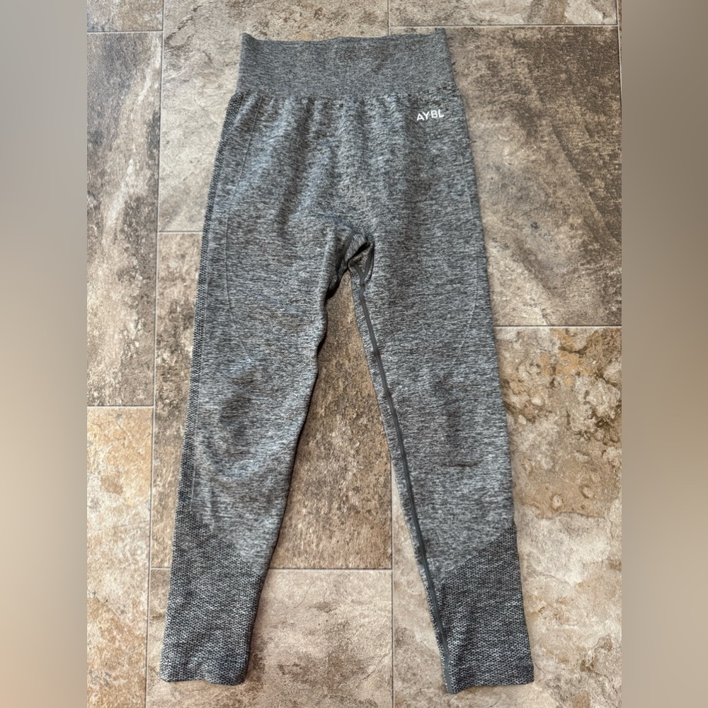 AYBL seamless gray leggings
